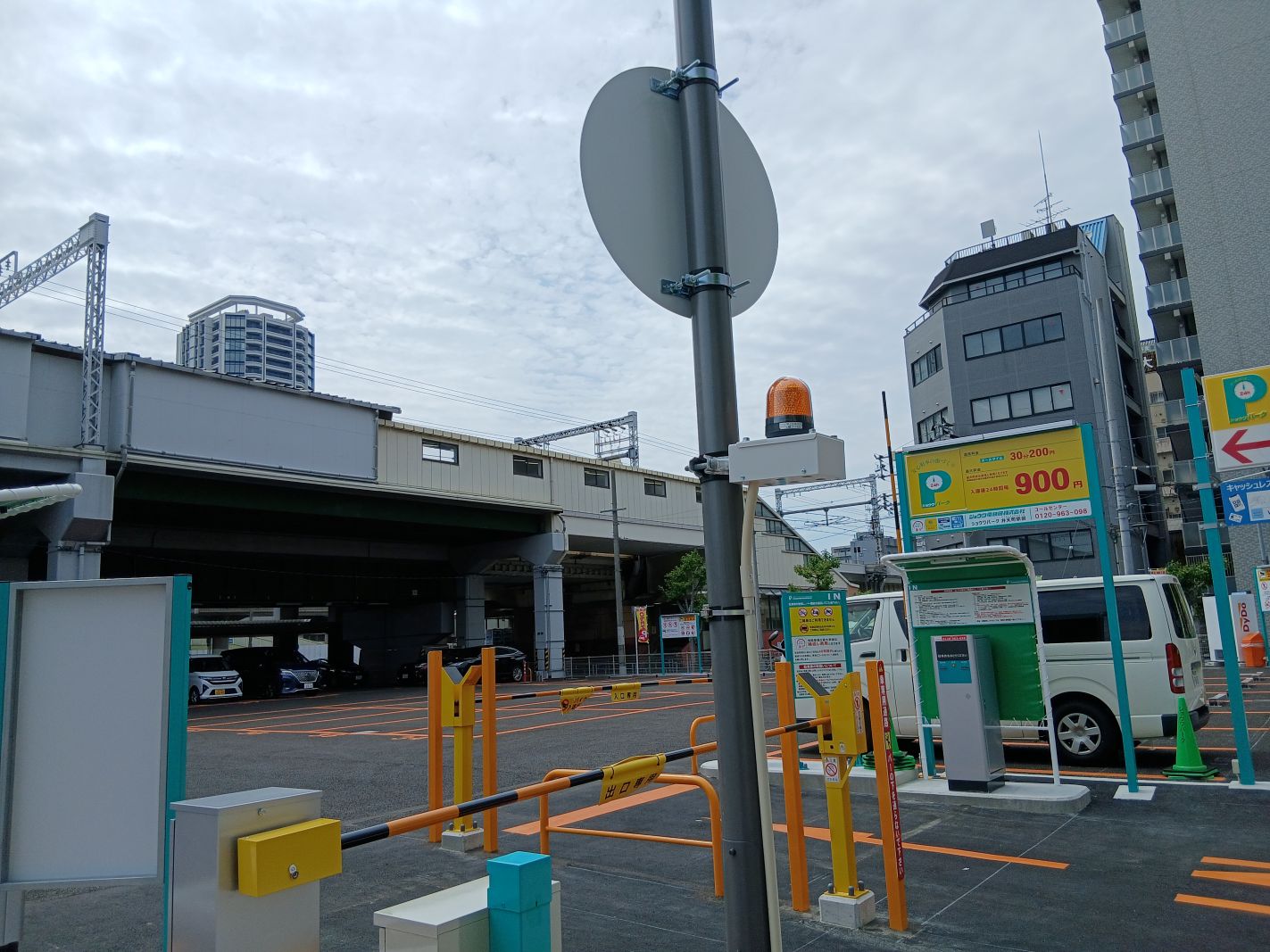 ショウワパーク弁天町駅前